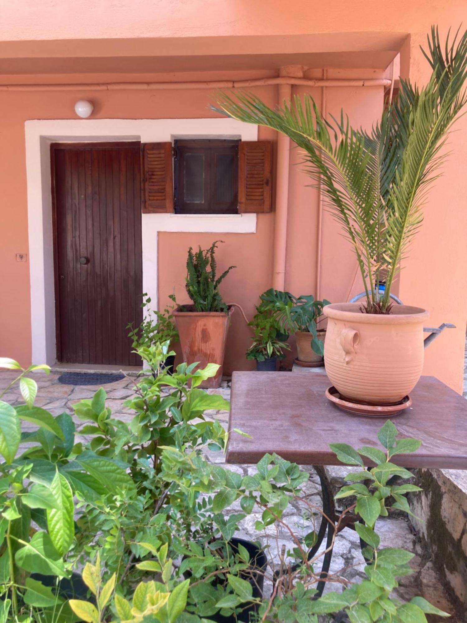 Kokkini Peach Budget Appartement *